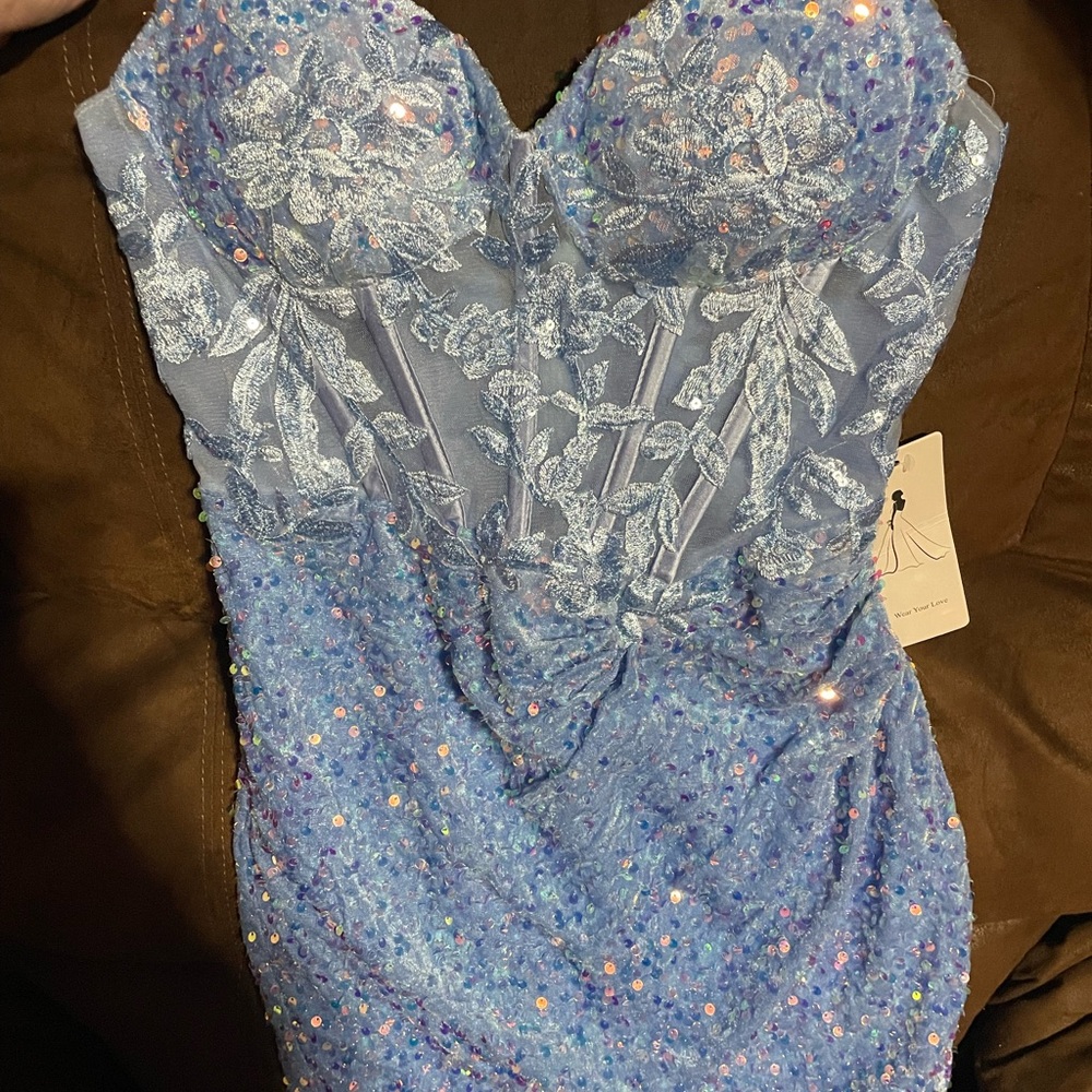 Elegant Blue Lace Prom Dress